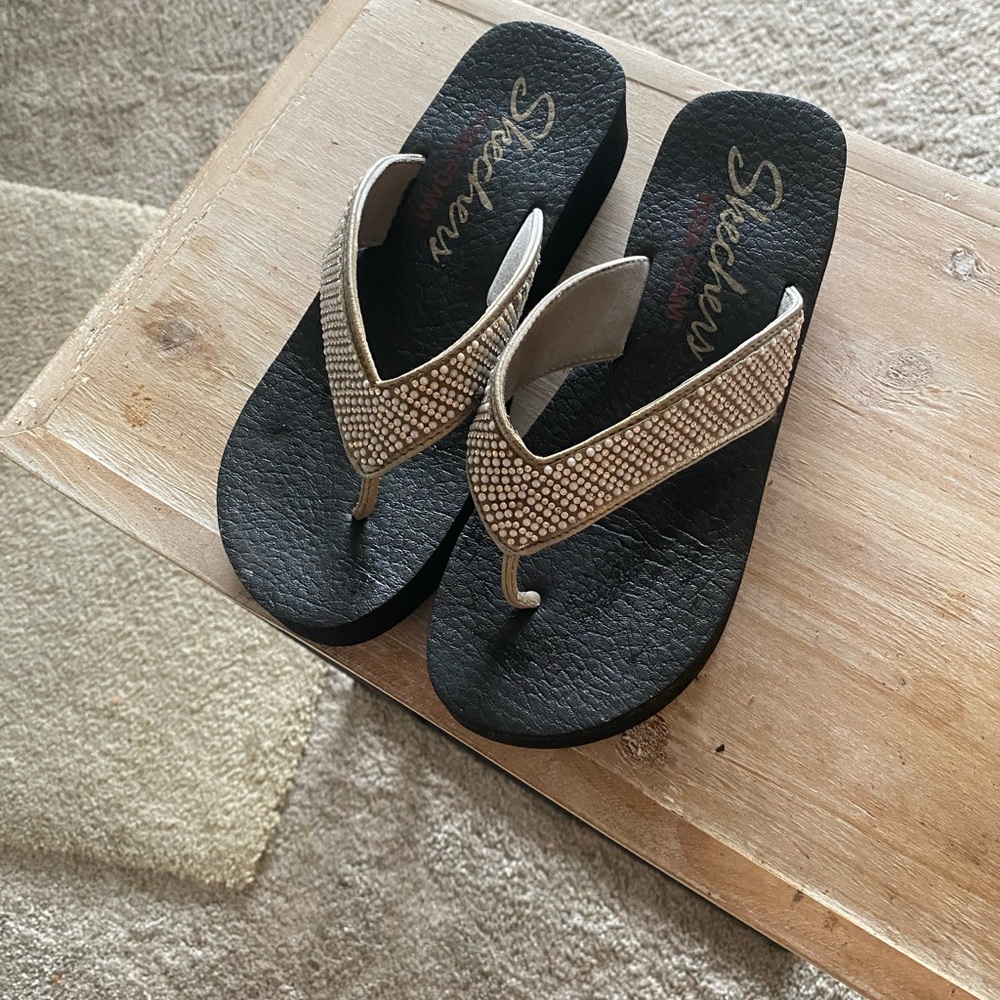 Skechers wedged sandals, sz 7 Yoga foam, black.  Tiny Pearl beads & rhinestones